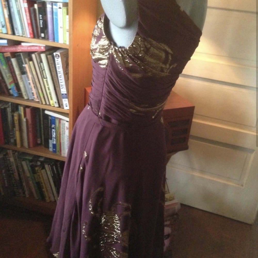 BANANA REPUBLIC ONE SHOULDER SILK
